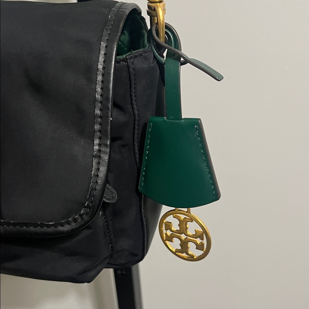 Tory Burch Black Nylon Crossbody with Gold Hardware 58044 Perry purse bag - Picture 3 of 13